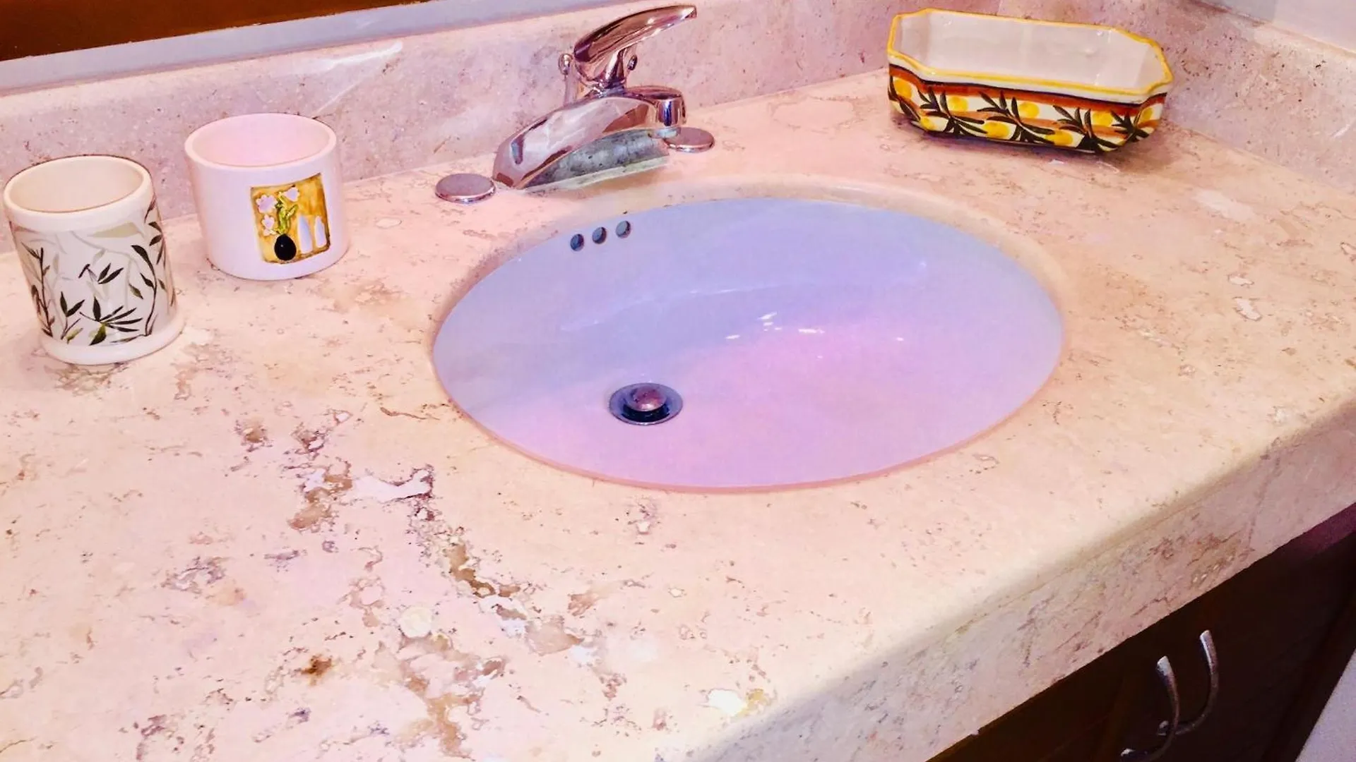 Deluxe Jacuzzi Balcony Room With Swimming Pool Air Conditioning And Parking プレヤデルカーメン ゲストハウス