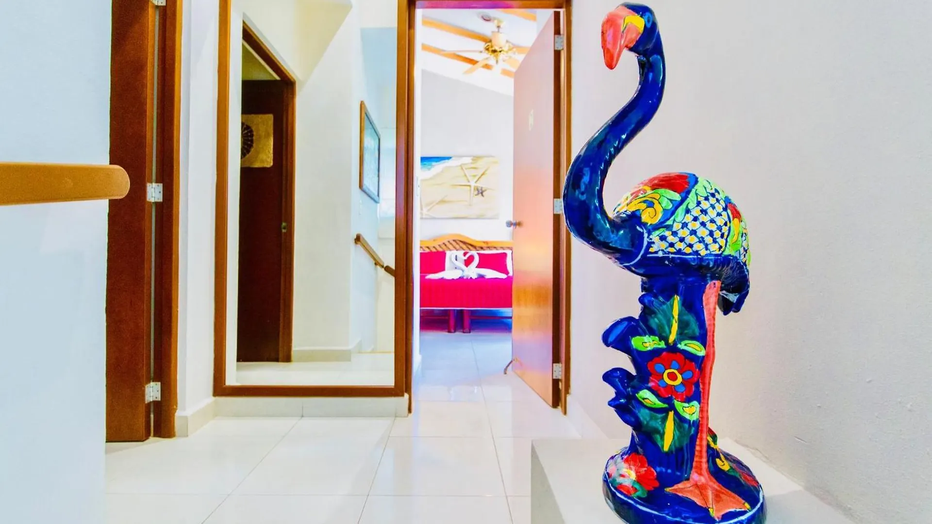 Deluxe Jacuzzi Balcony Room With Swimming Pool Air Conditioning And Parking プレヤデルカーメン