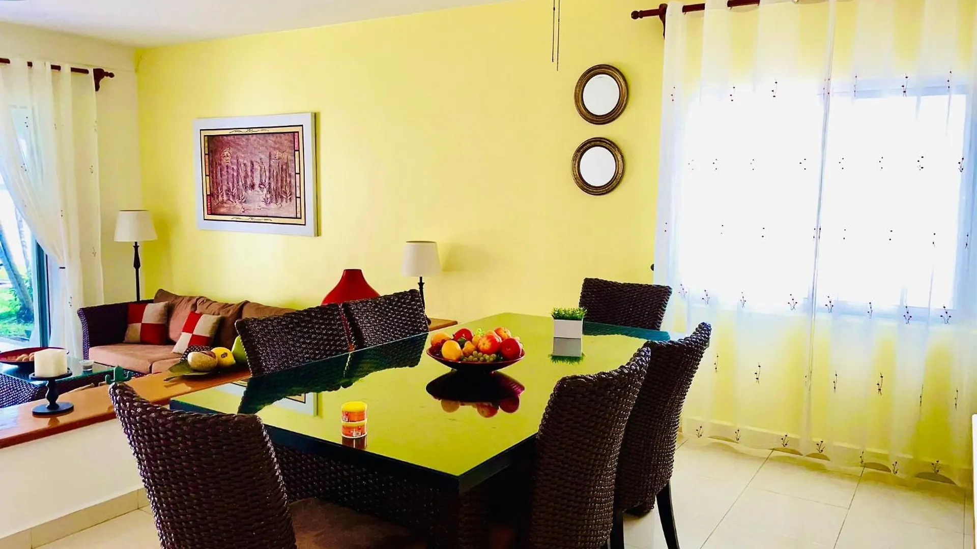 *** Guest house Deluxe Jacuzzi Balcony Room With Swimming Pool Air Conditioning And Parking Playa del Carmen Mexico
