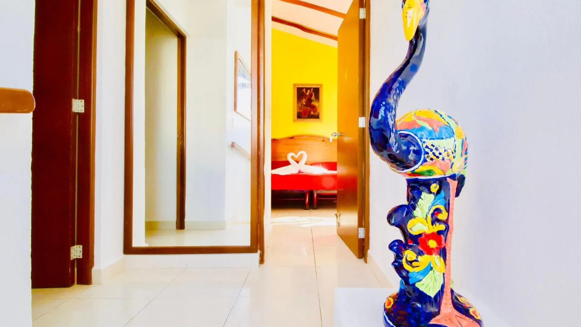 Guest house Deluxe Budget Balcony Room With Swimming Pool Air Conditioning And Parking Playa del Carmen