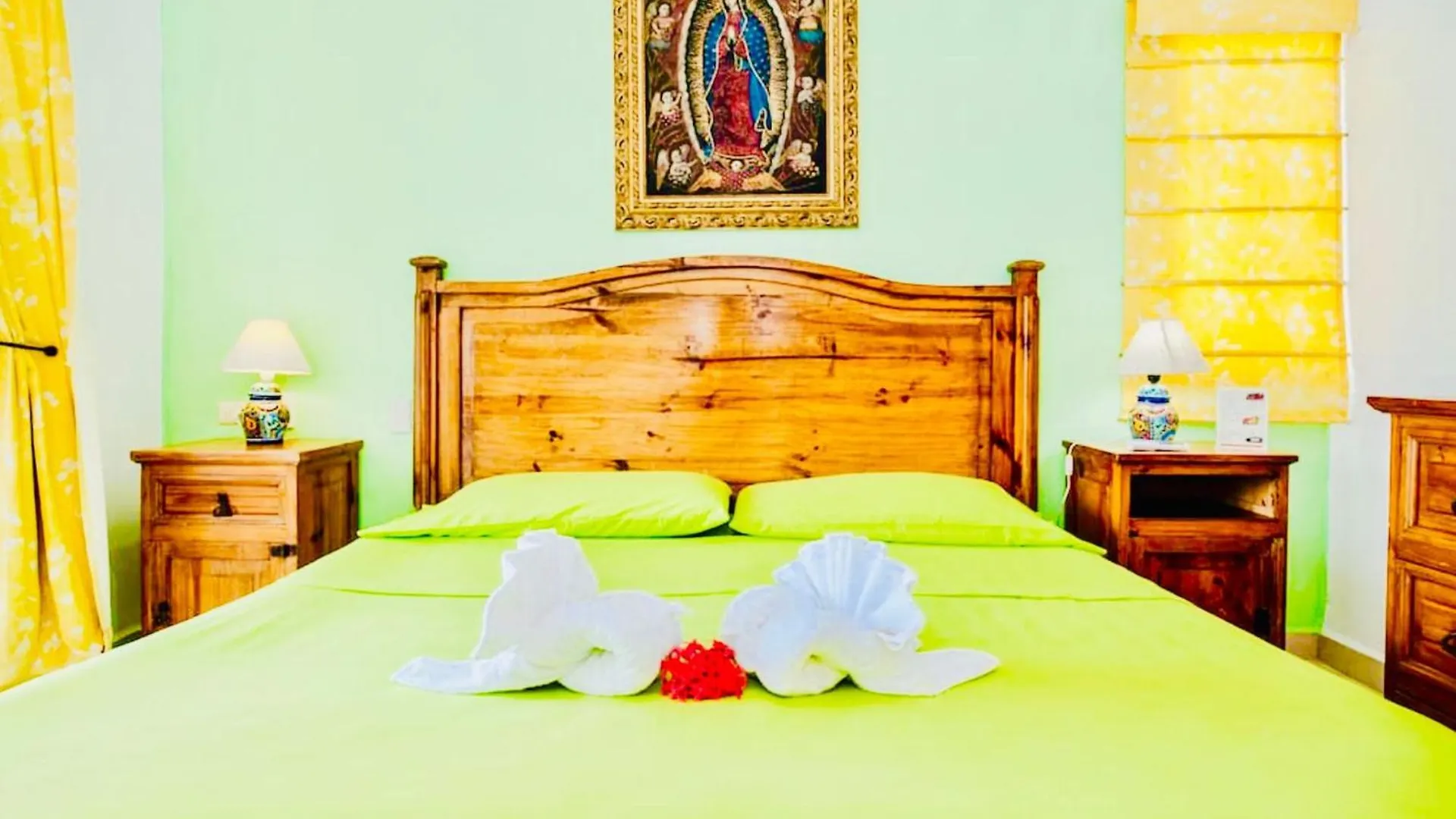 Deluxe Budget Balcony Room With Swimming Pool Air Conditioning And Parking Playa del Carmen 3*,  Mexico