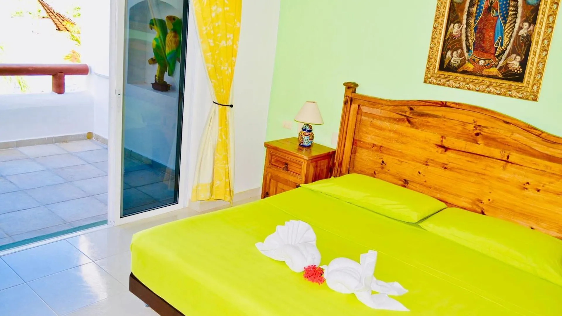 Deluxe Budget Balcony Room With Swimming Pool Air Conditioning And Parking Playa del Carmen 3*,  Mexico