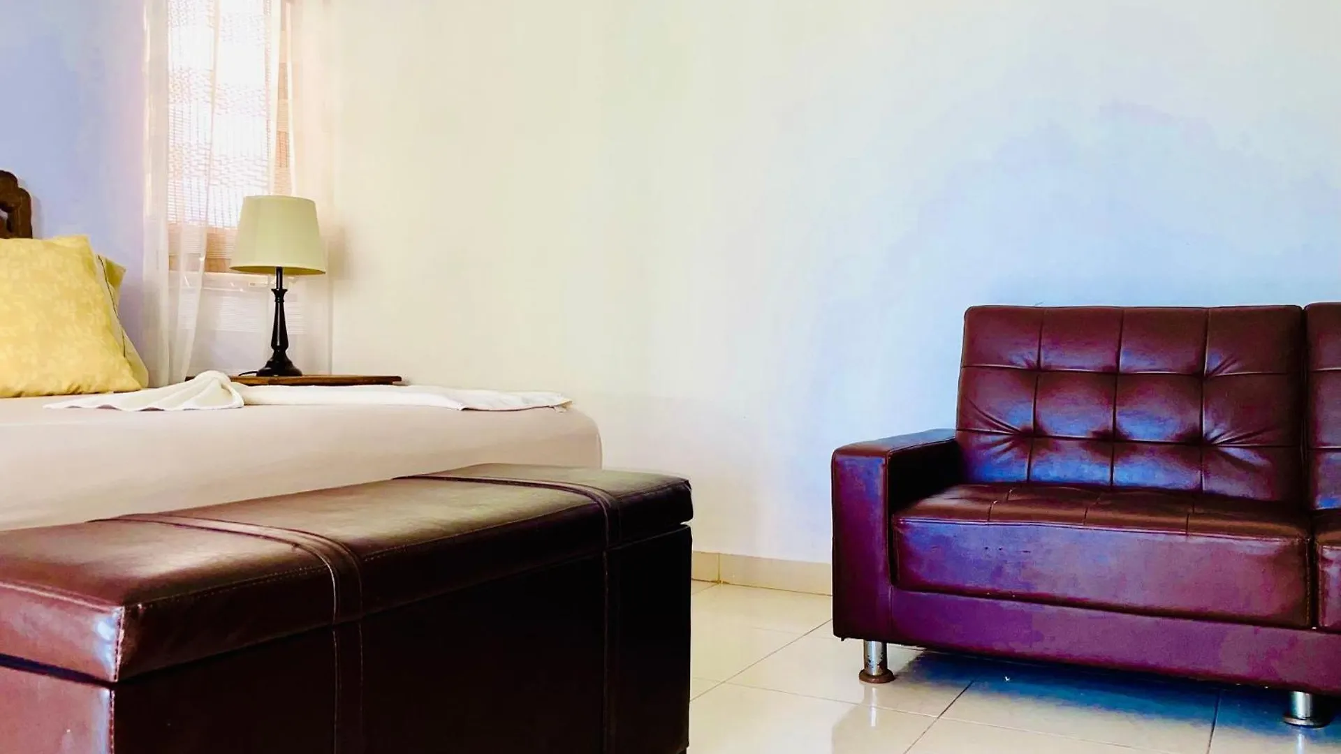 Deluxe Jacuzzi Balcony Room With Swimming Pool Air Conditioning And Parking Плая-дель-Кармен Гостевой дом
